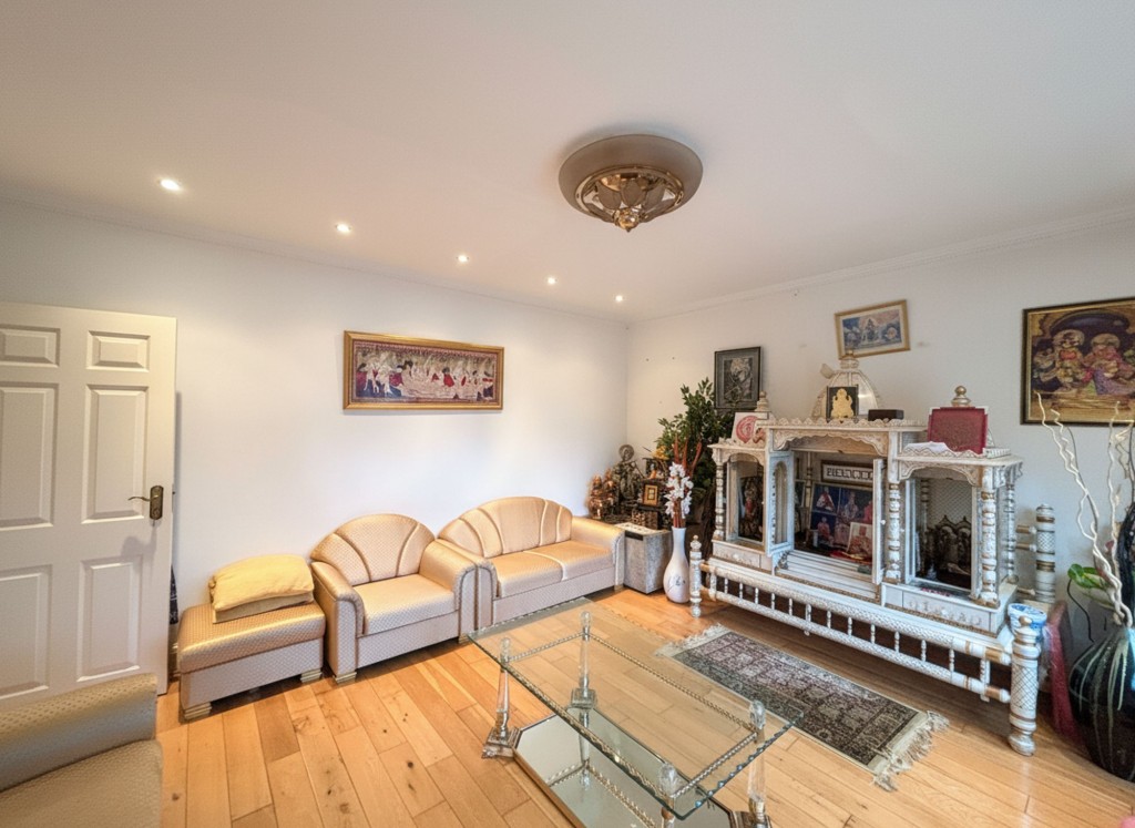 Images for Mapledale Avenue, Croydon, CR0 EAID:4238971326 BID:111a20da-ac98-4726-afab-e685f1b287bd