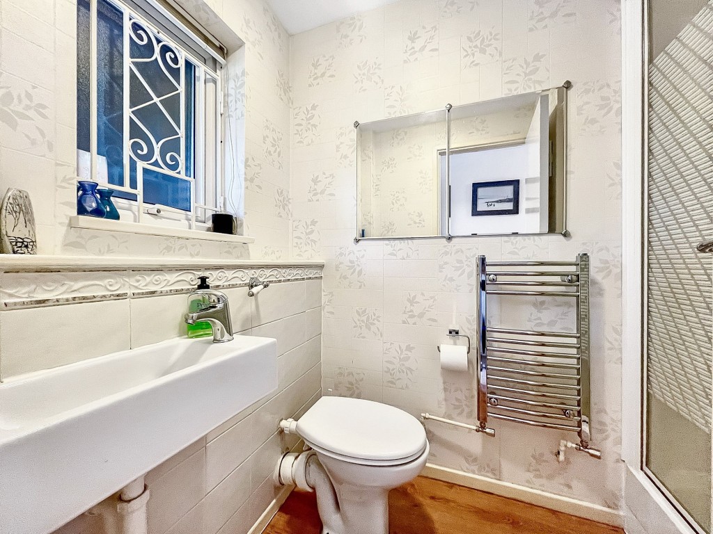 Images for Lyndhurst Close, Park Hill, CR0 EAID:4238971326 BID:111a20da-ac98-4726-afab-e685f1b287bd