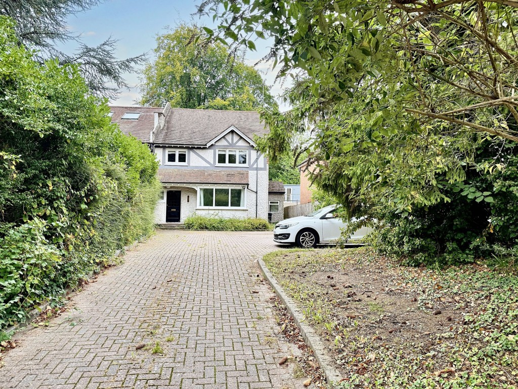 Images for Foxley Lane, Purley, CR8 EAID:4238971326 BID:111a20da-ac98-4726-afab-e685f1b287bd