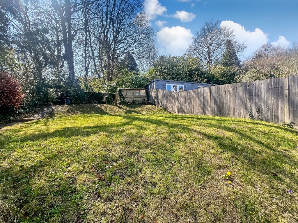 Images for Foxley Lane, Purley, CR8 EAID:4238971326 BID:111a20da-ac98-4726-afab-e685f1b287bd