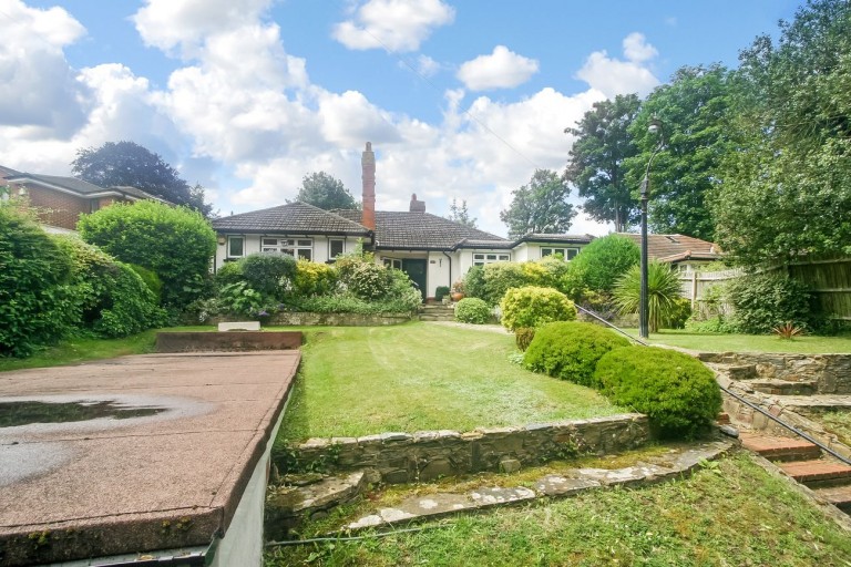 Warren Road, Purley, CR8 - EAID:4238971326, BID:111a20da-ac98-4726-afab-e685f1b287bd