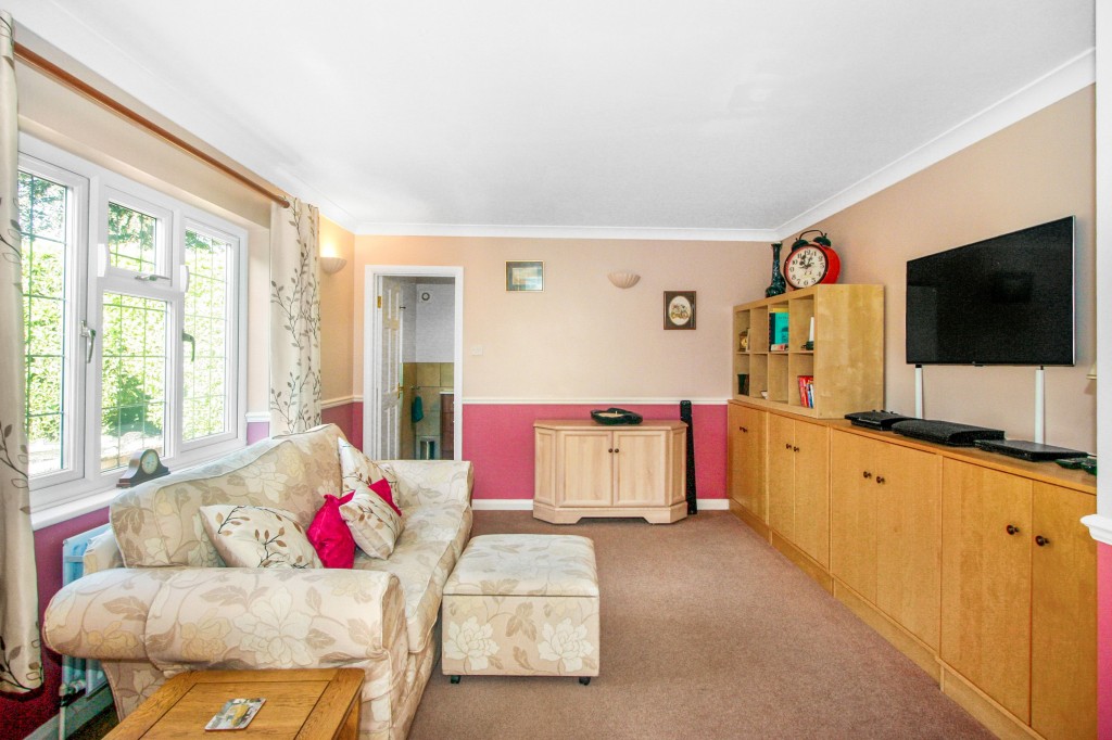 Images for Verulam Avenue, Purley, CR8 EAID:4238971326 BID:111a20da-ac98-4726-afab-e685f1b287bd