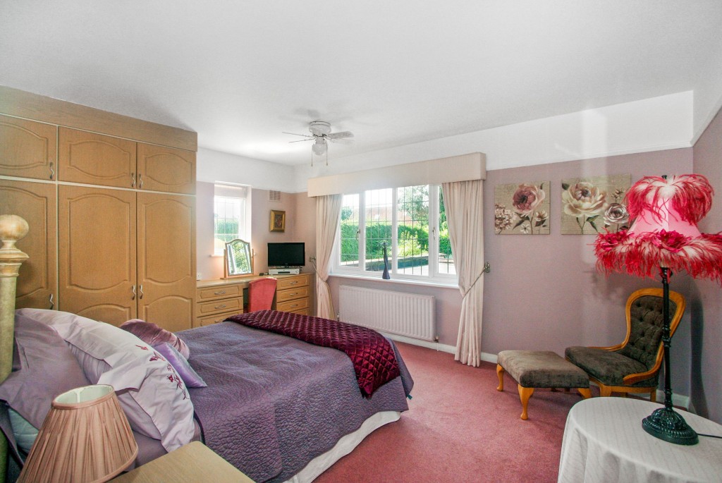 Images for Verulam Avenue, Purley, CR8 EAID:4238971326 BID:111a20da-ac98-4726-afab-e685f1b287bd