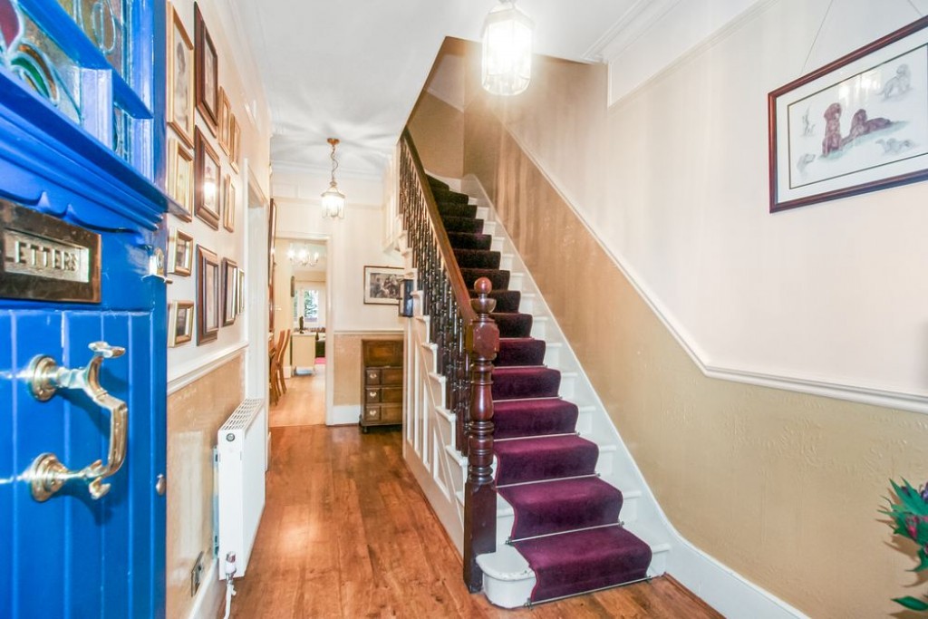 Images for Dale Road, Purley, CR8 EAID:4238971326 BID:111a20da-ac98-4726-afab-e685f1b287bd