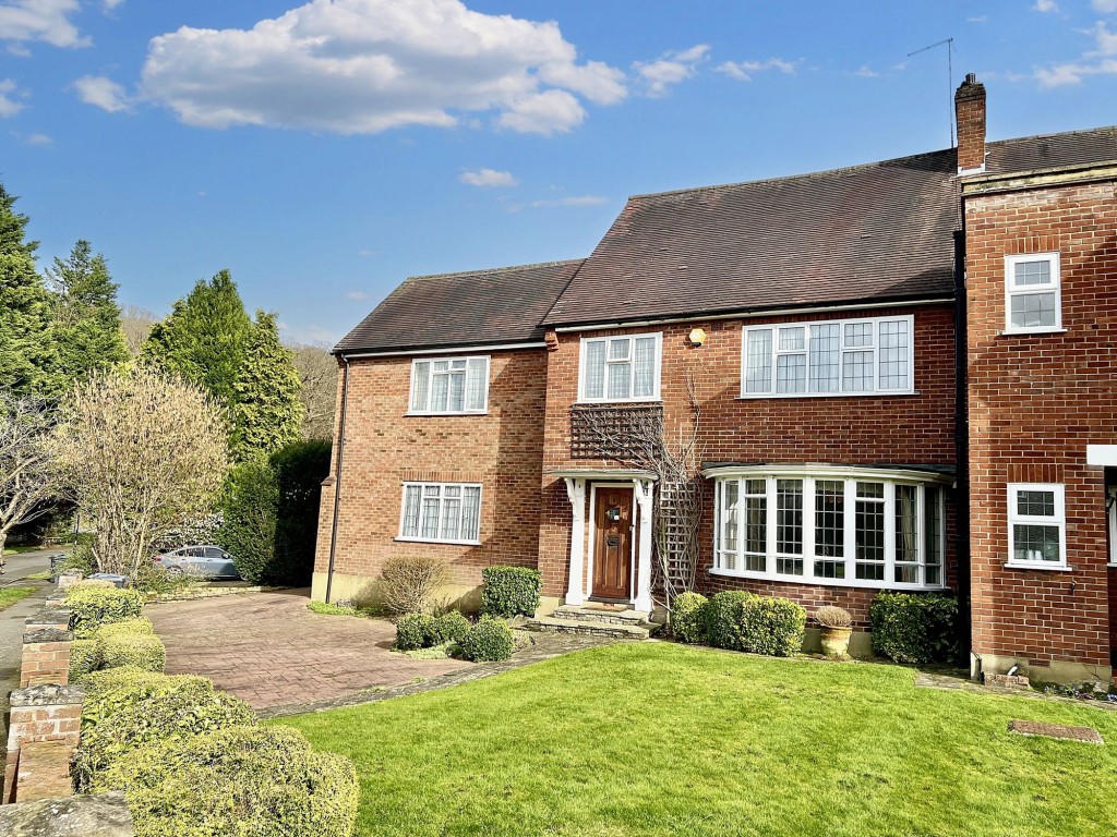 Images for Elmfield Way, South Croydon, CR2 EAID:4238971326 BID:111a20da-ac98-4726-afab-e685f1b287bd