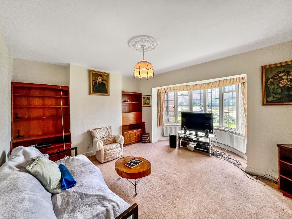 Images for Elmfield Way, South Croydon, CR2 EAID:4238971326 BID:111a20da-ac98-4726-afab-e685f1b287bd