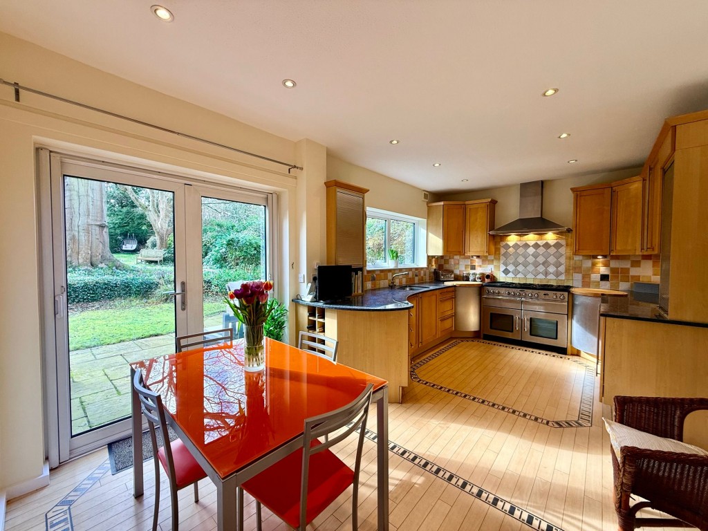 Images for Foxley Lane, Purley, CR8 EAID:4238971326 BID:111a20da-ac98-4726-afab-e685f1b287bd