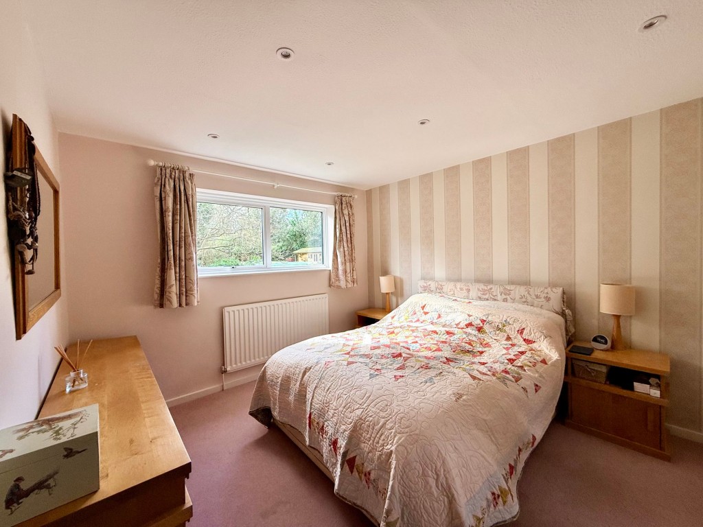 Images for Foxley Lane, Purley, CR8 EAID:4238971326 BID:111a20da-ac98-4726-afab-e685f1b287bd