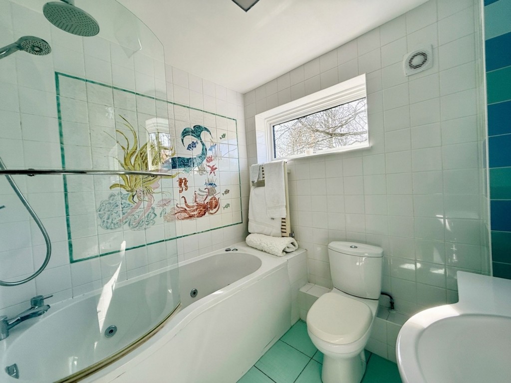 Images for Foxley Lane, Purley, CR8 EAID:4238971326 BID:111a20da-ac98-4726-afab-e685f1b287bd