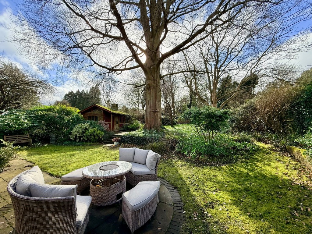 Images for Foxley Lane, Purley, CR8 EAID:4238971326 BID:111a20da-ac98-4726-afab-e685f1b287bd