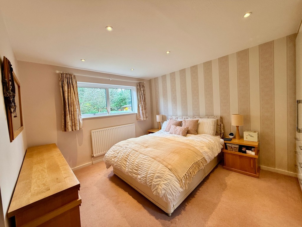 Images for Foxley Lane, Purley, CR8 EAID:4238971326 BID:111a20da-ac98-4726-afab-e685f1b287bd