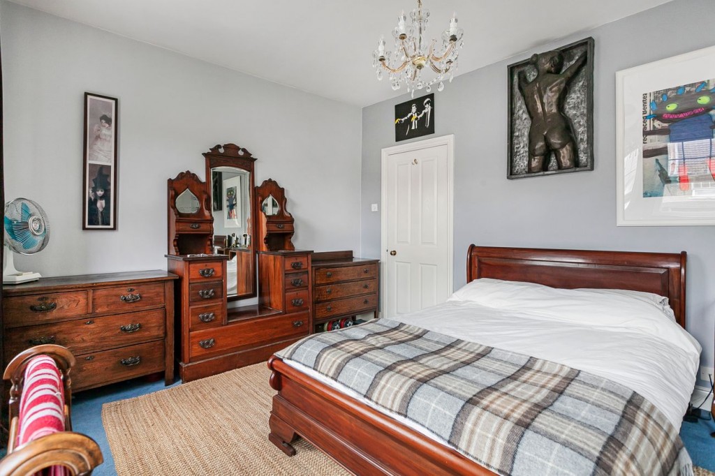 Images for Sunnydene Road, Purley, CR8 EAID:4238971326 BID:111a20da-ac98-4726-afab-e685f1b287bd