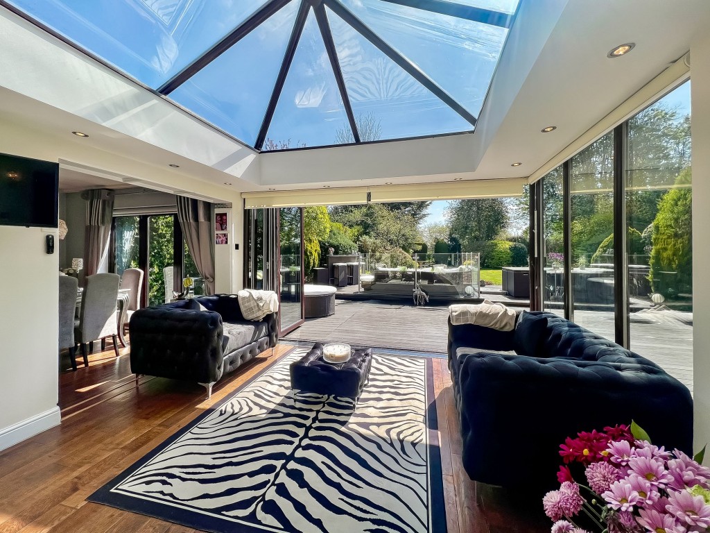 Images for Hillcroft Avenue, Purley, CR8 EAID:4238971326 BID:111a20da-ac98-4726-afab-e685f1b287bd