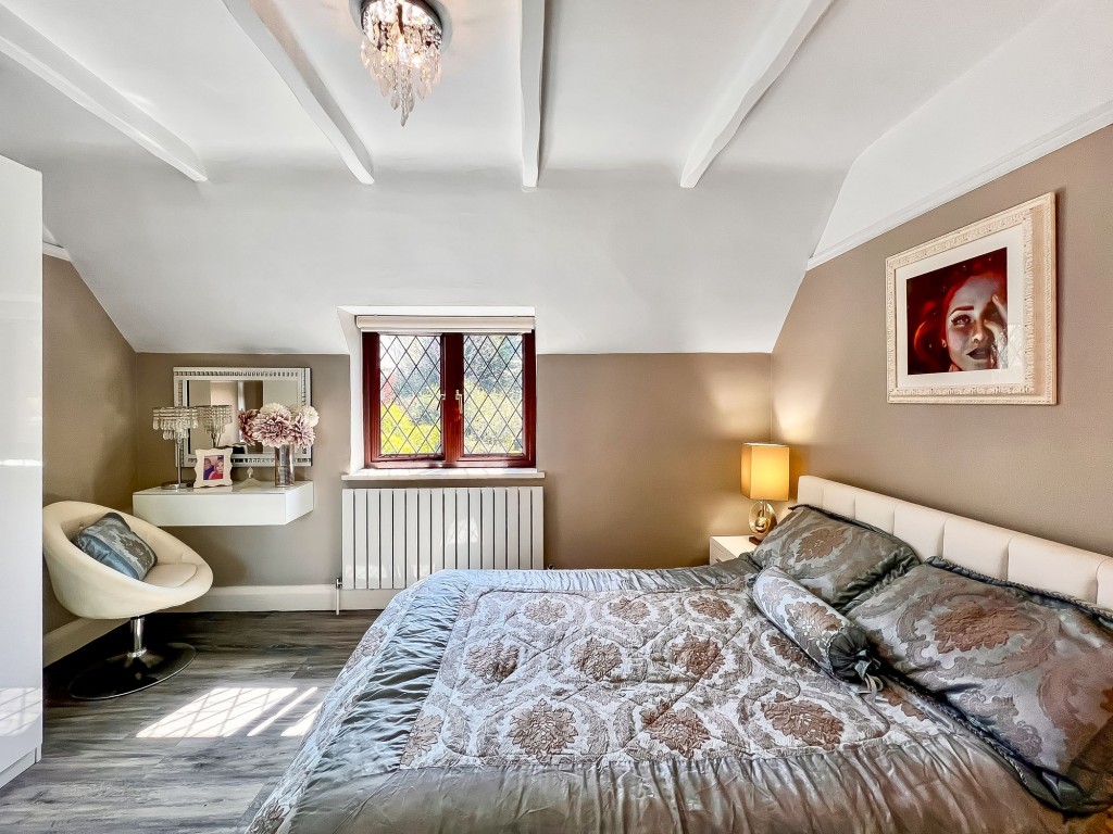 Images for Hillcroft Avenue, Purley, CR8 EAID:4238971326 BID:111a20da-ac98-4726-afab-e685f1b287bd