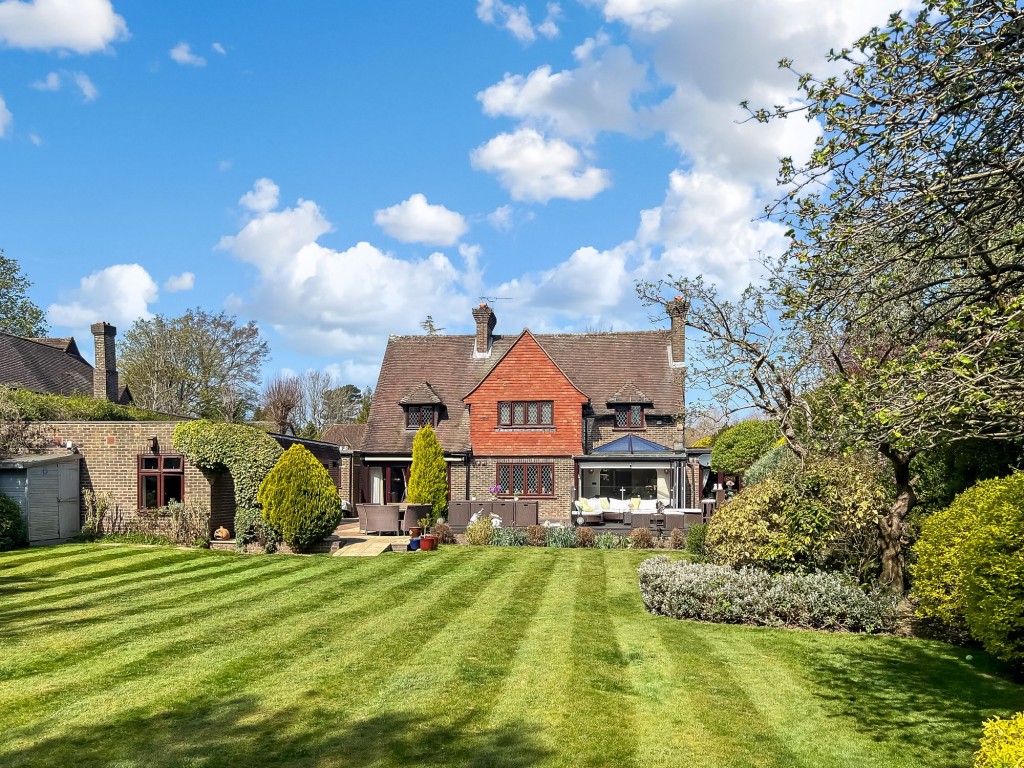 Images for Hillcroft Avenue, Purley, CR8 EAID:4238971326 BID:111a20da-ac98-4726-afab-e685f1b287bd