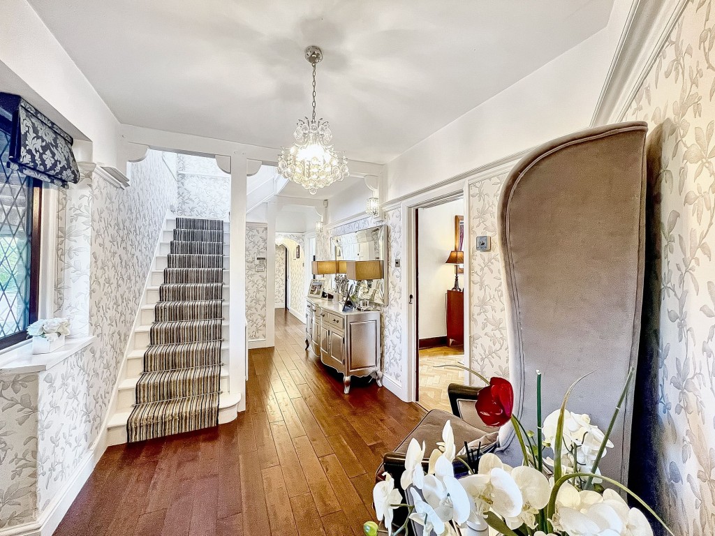 Images for Hillcroft Avenue, Purley, CR8 EAID:4238971326 BID:111a20da-ac98-4726-afab-e685f1b287bd