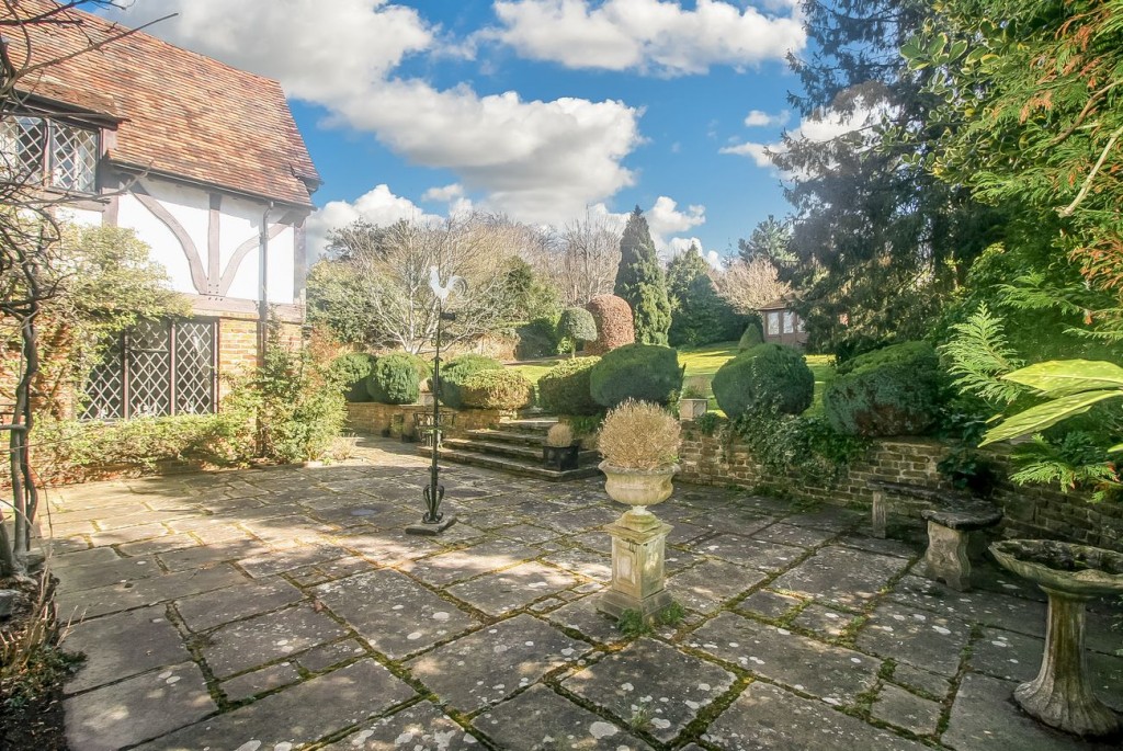 Images for 68 Croham Manor Road, South Croydon, CR2 EAID:4238971326 BID:111a20da-ac98-4726-afab-e685f1b287bd