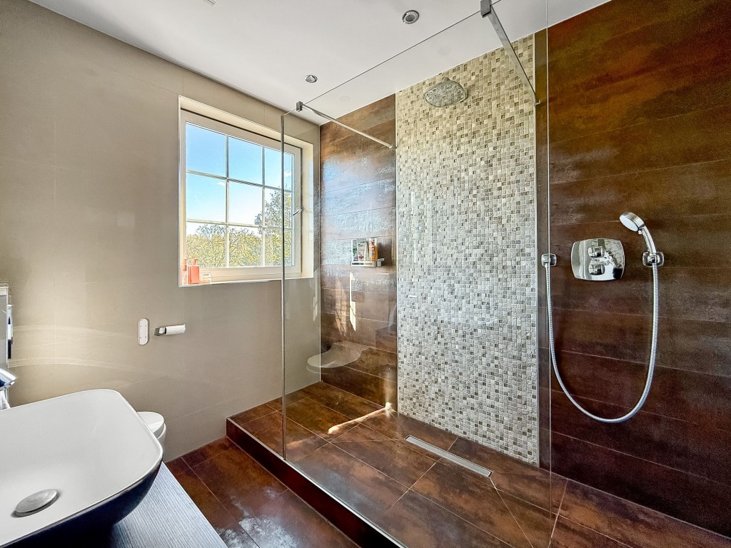 Images for Kingswood Way, South Croydon, CR2 EAID:4238971326 BID:111a20da-ac98-4726-afab-e685f1b287bd