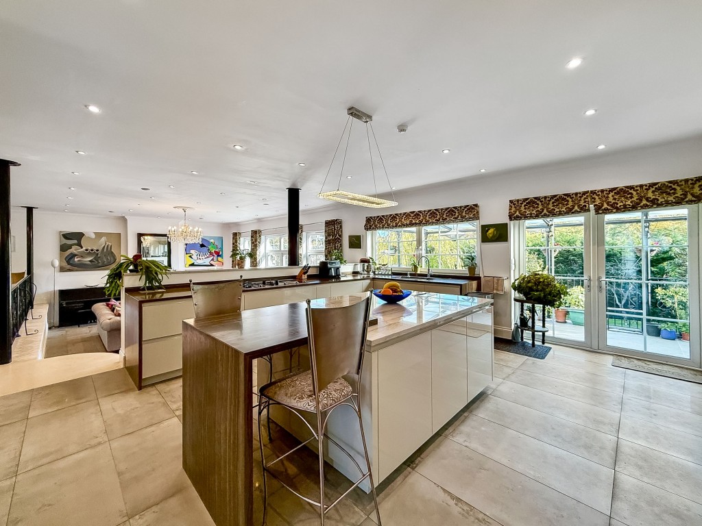 Images for Kingswood Way, South Croydon, CR2 EAID:4238971326 BID:111a20da-ac98-4726-afab-e685f1b287bd