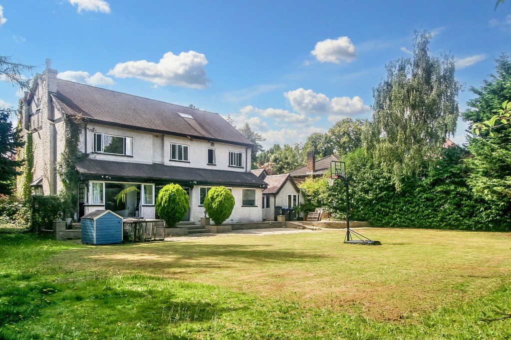 Images for Cullesden Road, Kenley, CR8 EAID:4238971326 BID:111a20da-ac98-4726-afab-e685f1b287bd