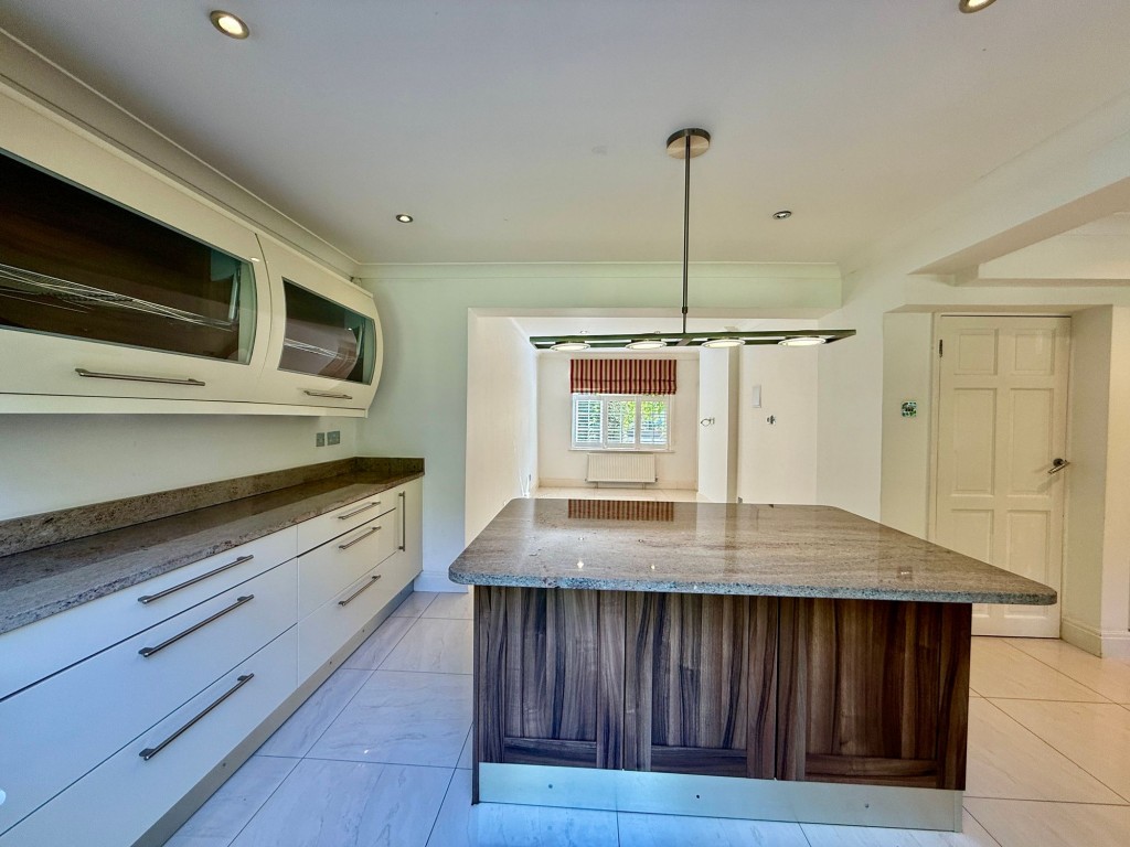 Images for Shaw Crescent, South Croydon, CR2 EAID:4238971326 BID:111a20da-ac98-4726-afab-e685f1b287bd