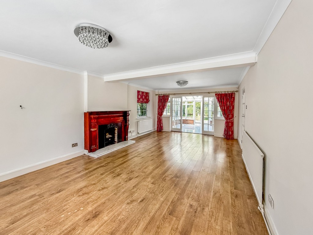 Images for Shaw Crescent, South Croydon, CR2 EAID:4238971326 BID:111a20da-ac98-4726-afab-e685f1b287bd
