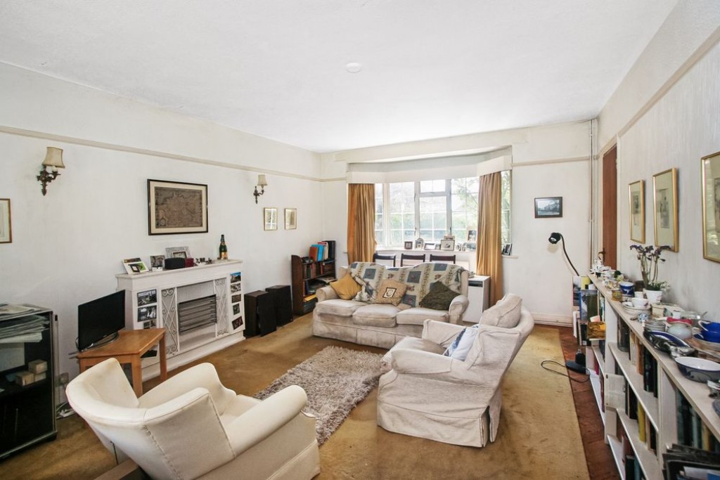 Images for Oakwood Avenue, Purley, CR8 EAID:4238971326 BID:111a20da-ac98-4726-afab-e685f1b287bd
