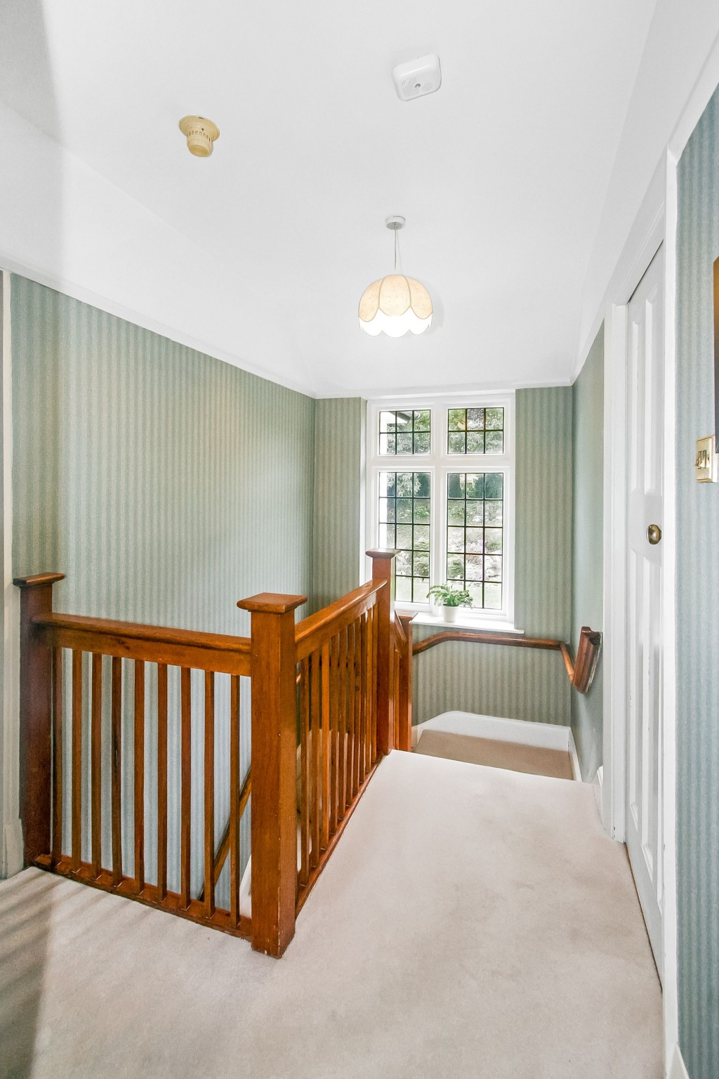 Images for Woodcote Valley Road, Purley, CR8 EAID:4238971326 BID:111a20da-ac98-4726-afab-e685f1b287bd