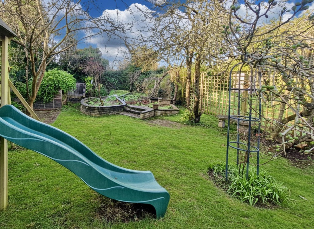 Images for Crest Road, South Croydon, CR2 EAID:4238971326 BID:111a20da-ac98-4726-afab-e685f1b287bd