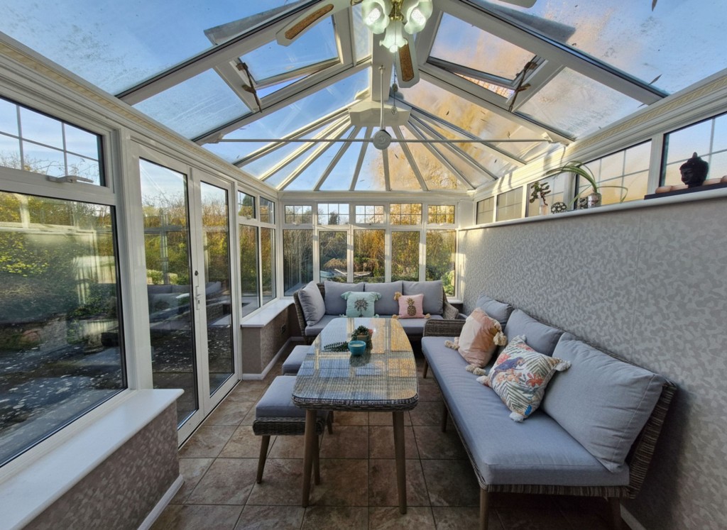 Images for Crest Road, South Croydon, CR2 EAID:4238971326 BID:111a20da-ac98-4726-afab-e685f1b287bd