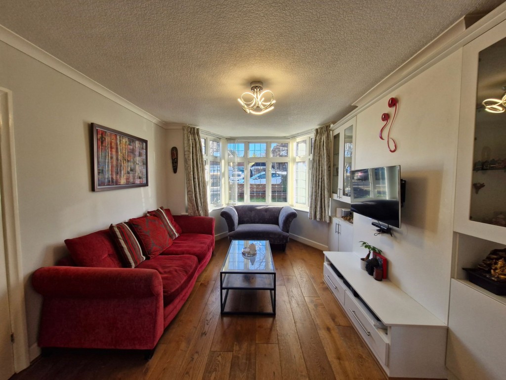 Images for Crest Road, South Croydon, CR2 EAID:4238971326 BID:111a20da-ac98-4726-afab-e685f1b287bd