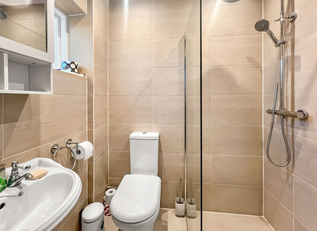 Images for Higher Drive, Purley, CR8 EAID:4238971326 BID:111a20da-ac98-4726-afab-e685f1b287bd