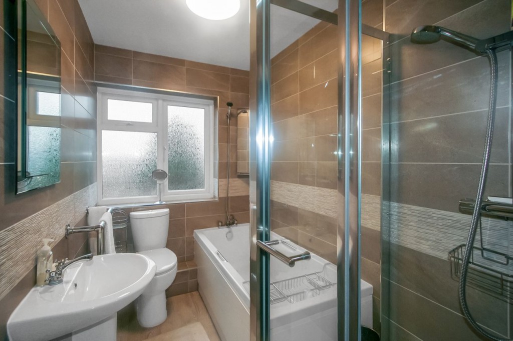 Images for Oakwood Avenue, Purley, CR8 EAID:4238971326 BID:111a20da-ac98-4726-afab-e685f1b287bd