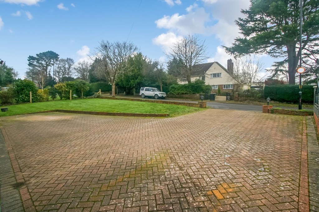 Images for Oakwood Avenue, Purley, CR8 EAID:4238971326 BID:111a20da-ac98-4726-afab-e685f1b287bd