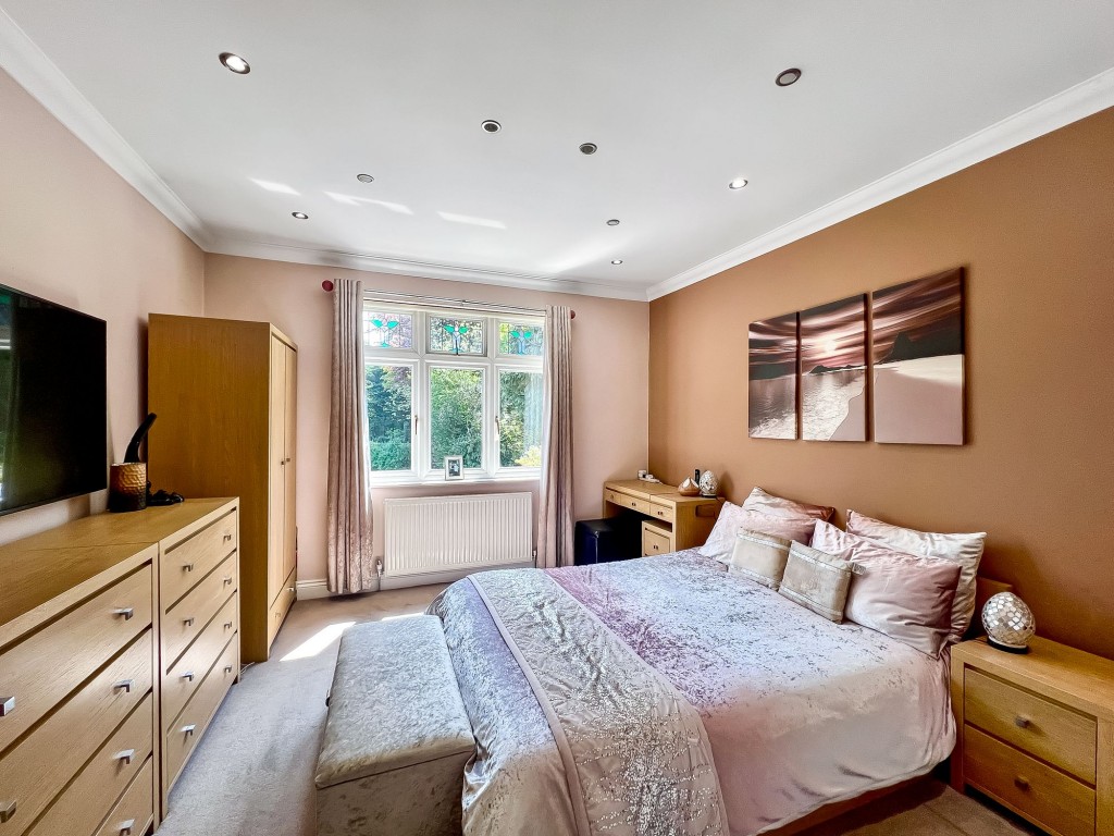 Images for Fitzjames Avenue, Whitgift Estate, CR0 EAID:4238971326 BID:111a20da-ac98-4726-afab-e685f1b287bd