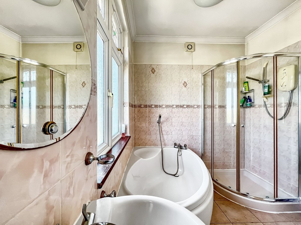 Images for Fitzjames Avenue, Whitgift Estate, CR0 EAID:4238971326 BID:111a20da-ac98-4726-afab-e685f1b287bd