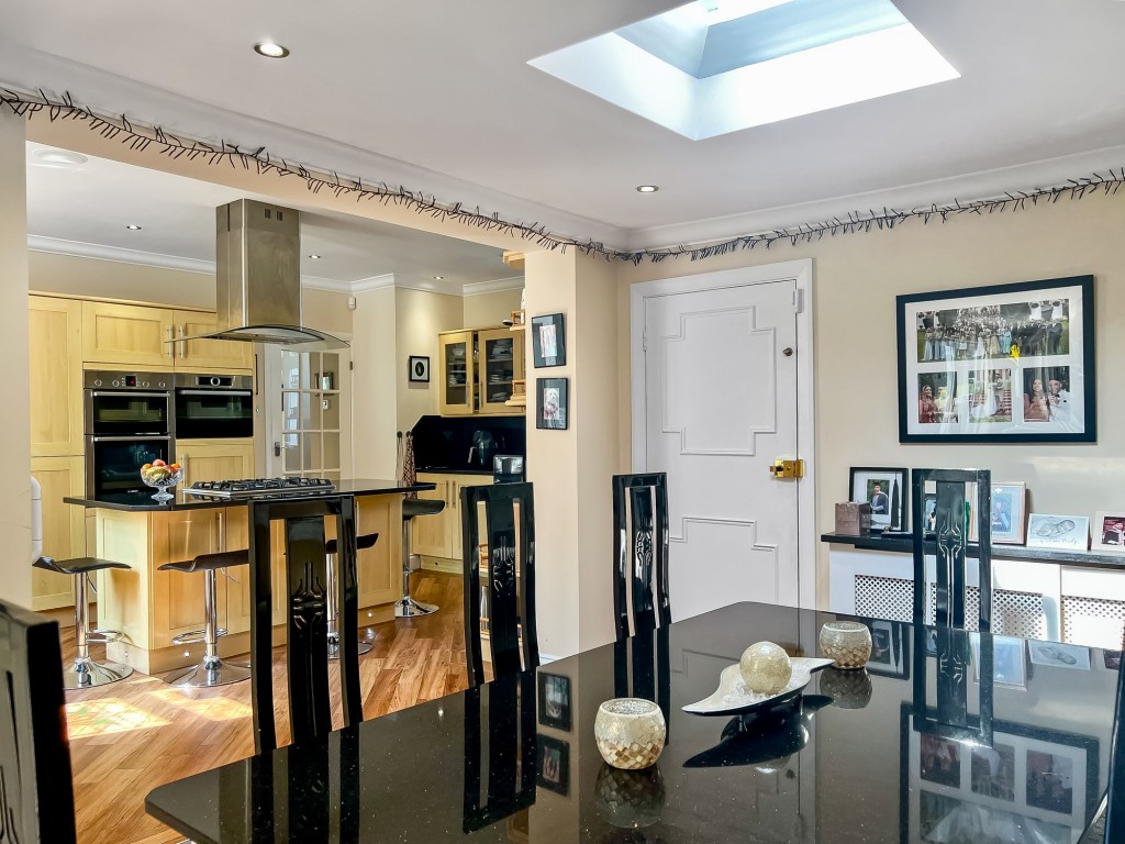 Images for Fitzjames Avenue, Whitgift Estate, CR0 EAID:4238971326 BID:111a20da-ac98-4726-afab-e685f1b287bd