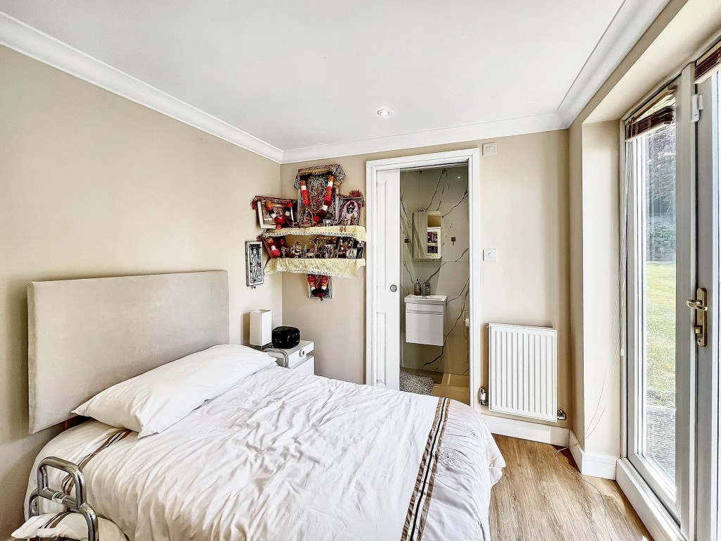 Images for Fitzjames Avenue, Whitgift Estate, CR0 EAID:4238971326 BID:111a20da-ac98-4726-afab-e685f1b287bd