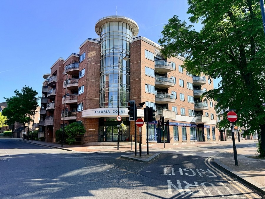Images for High Street, Astoria Court, CR8 EAID:4238971326 BID:111a20da-ac98-4726-afab-e685f1b287bd