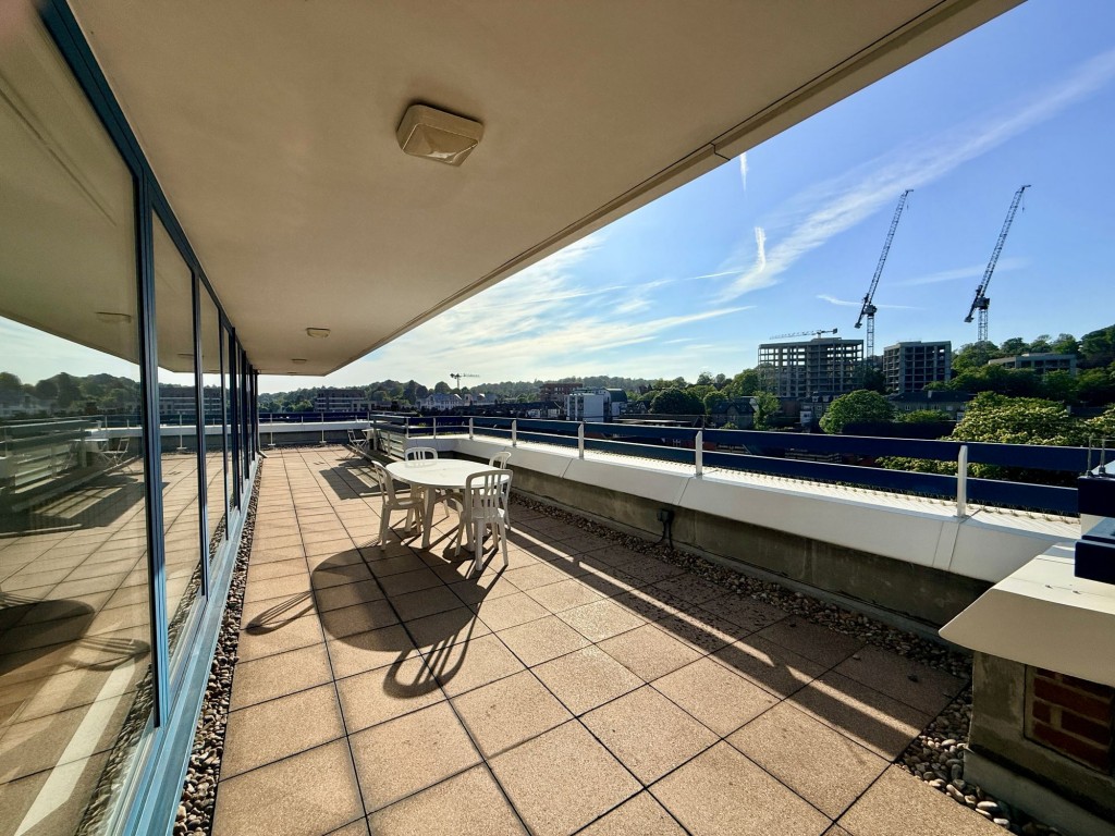 Images for High Street, Astoria Court, CR8 EAID:4238971326 BID:111a20da-ac98-4726-afab-e685f1b287bd