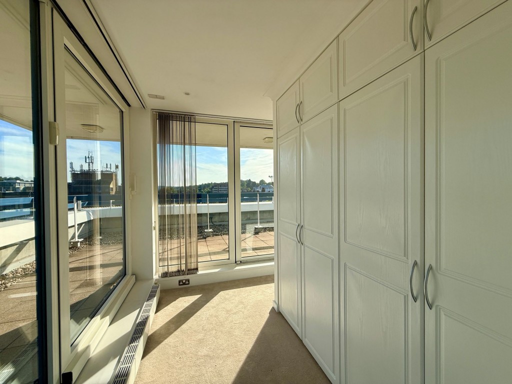 Images for High Street, Astoria Court, CR8 EAID:4238971326 BID:111a20da-ac98-4726-afab-e685f1b287bd