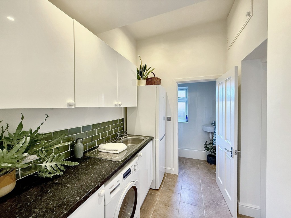 Images for Dalegarth Gardens, Purley, CR8 EAID:4238971326 BID:111a20da-ac98-4726-afab-e685f1b287bd