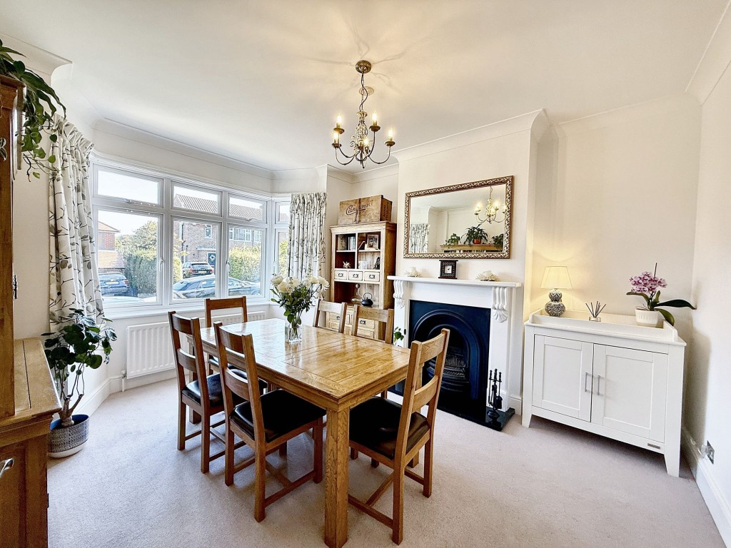 Images for Dalegarth Gardens, Purley, CR8 EAID:4238971326 BID:111a20da-ac98-4726-afab-e685f1b287bd