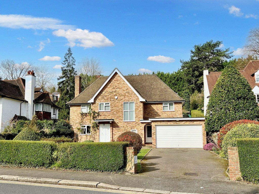 Images for Woodcote Valley Road, Purley, CR8 EAID:4238971326 BID:111a20da-ac98-4726-afab-e685f1b287bd