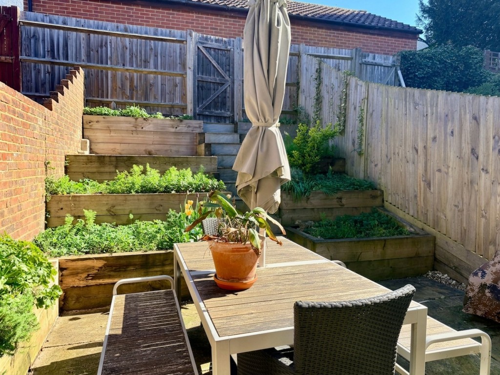 Images for Reedham Drive, Purley, CR8 EAID:4238971326 BID:111a20da-ac98-4726-afab-e685f1b287bd