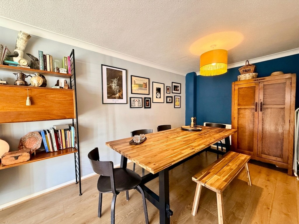 Images for Reedham Drive, Purley, CR8 EAID:4238971326 BID:111a20da-ac98-4726-afab-e685f1b287bd