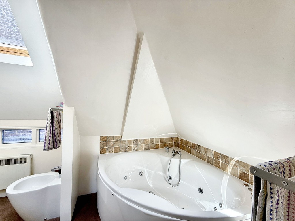 Images for Pampisford Road, South Croydon, CR2 EAID:4238971326 BID:111a20da-ac98-4726-afab-e685f1b287bd