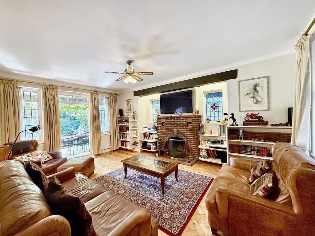 Images for Pampisford Road, South Croydon, CR2 EAID:4238971326 BID:111a20da-ac98-4726-afab-e685f1b287bd