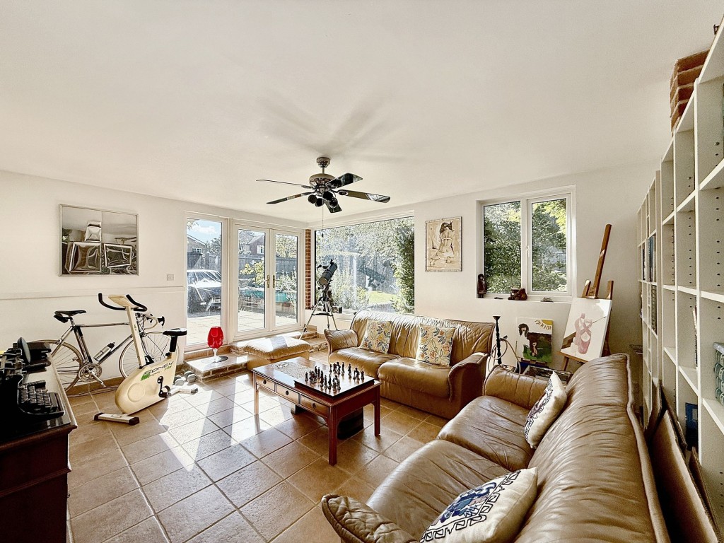 Images for Pampisford Road, South Croydon, CR2 EAID:4238971326 BID:111a20da-ac98-4726-afab-e685f1b287bd