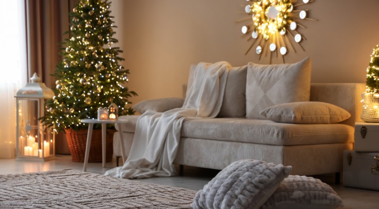 How to Decorate Your Home for Christmas While It’s on the Market